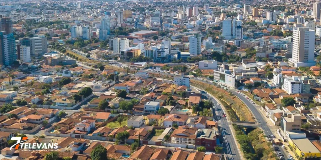 aluguel-de-vans-para-montes-claros